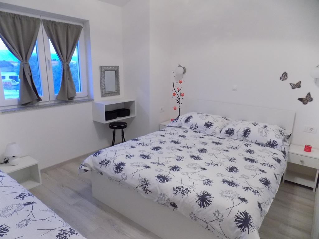 Apartments Sofija Vrsi Extérieur photo